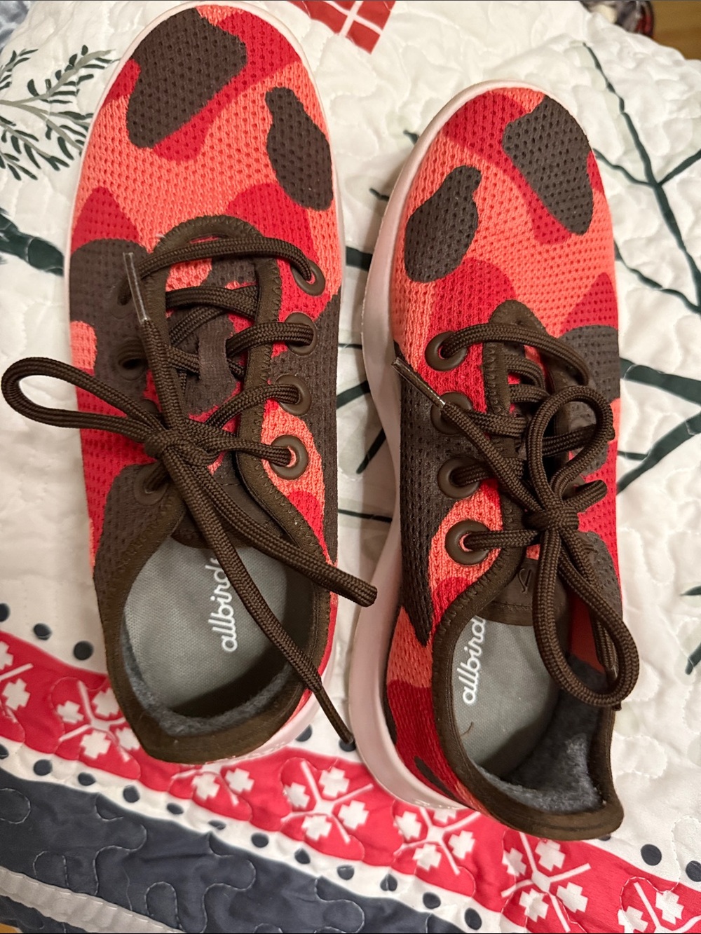 Allbirds Women’s Red & Brown Patterned Running shoes size 8W